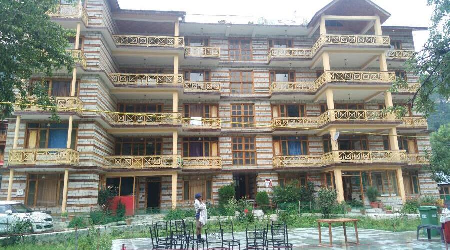 Hotel River West Cottage, Manali 1
